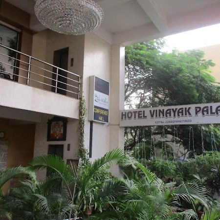 Hotel Vinayak Palace Bilāspur Exteriör bild